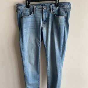 Mossimo Low Rose Skinny Jeans-light wash sz 10